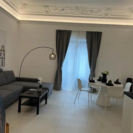 La Maison Del Bell'antonio - Downtown 公寓
